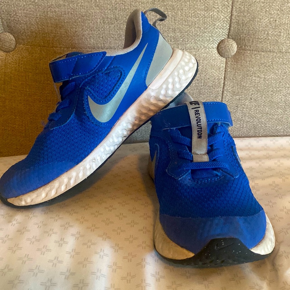 Nike shoe bundle